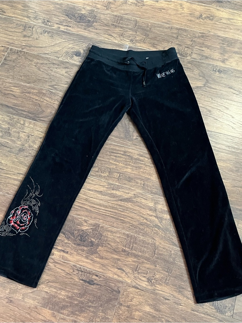 BCBG Women’s Velour Low-rise Track Pants Gemstones Bedazzled💅 - Picture 2 of 8